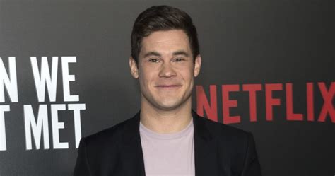 adam.devine naked|Adam DeVine reveals full frontal in film Game Over, Man wasnt。